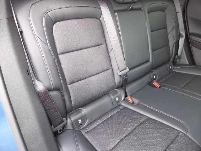 New 2027 Chevrolet Equinox LT w/ Convenience Package II FWD image 21