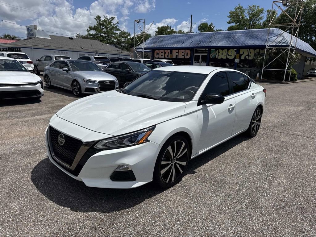Used 2022 Nissan Altima 2.5 SR FWD image 3