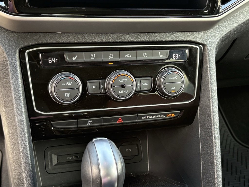 Certified 2022 Volkswagen Atlas Cross Sport SEL Premium R-Line w/ Cross Sport MDO Package image 21