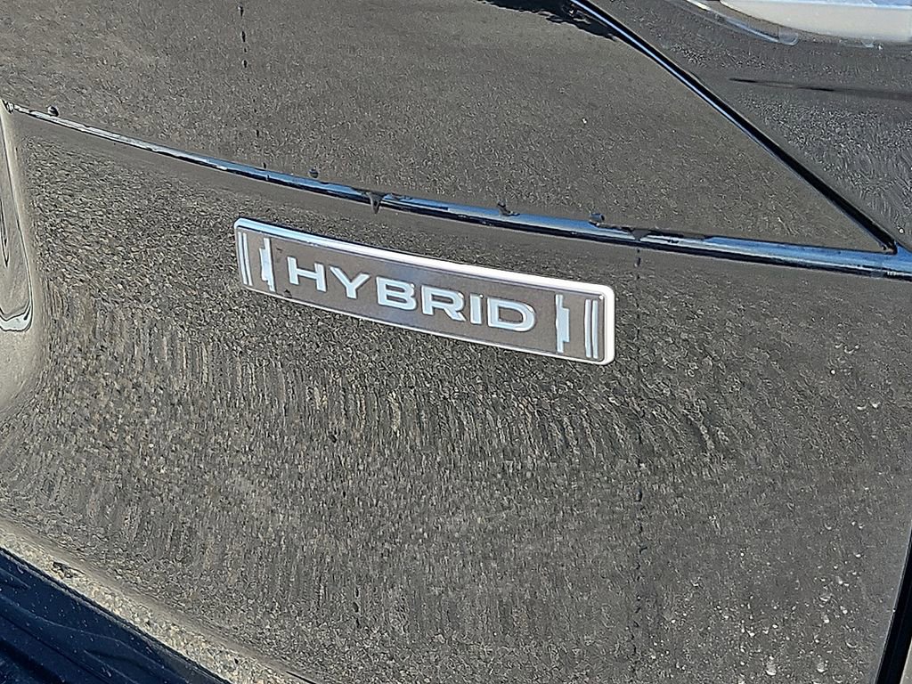 Used 2025 Subaru Forester Limited w/ Popular Package image 19