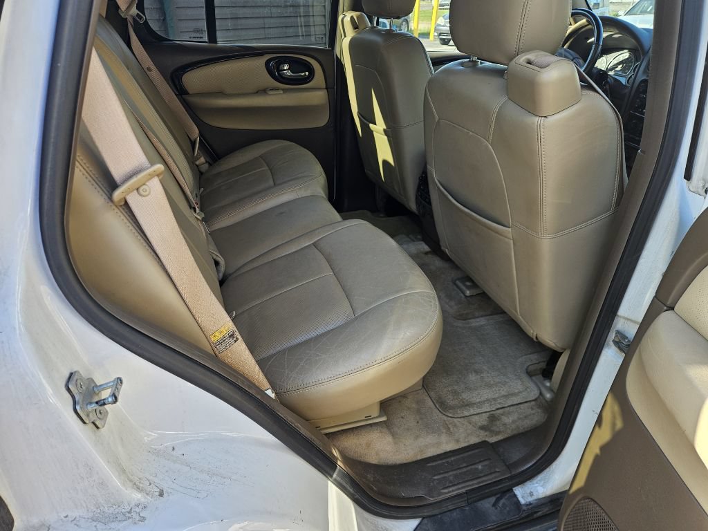 Used 2005 Buick Rainier CXL AWD/4WD image 17