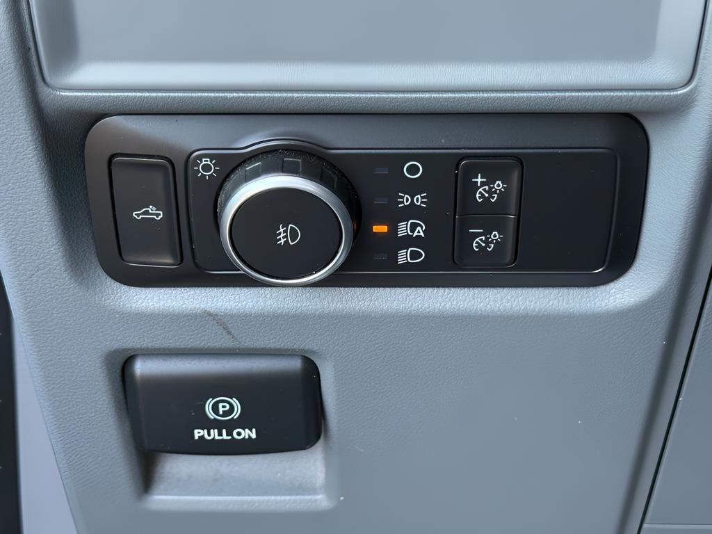 Used 2022 Ford F150 XLT image 15