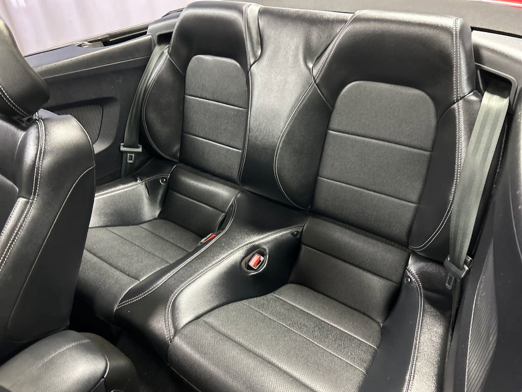 Used 2021 Ford Mustang Premium image 22