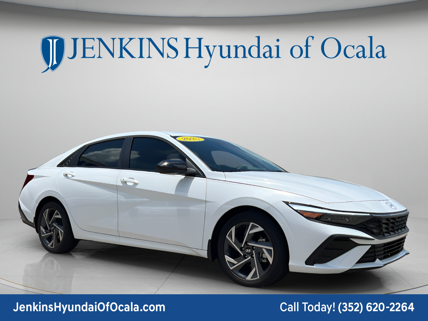 Certified 2025 Hyundai Elantra Sport w/ Cargo Package FWD image 1
