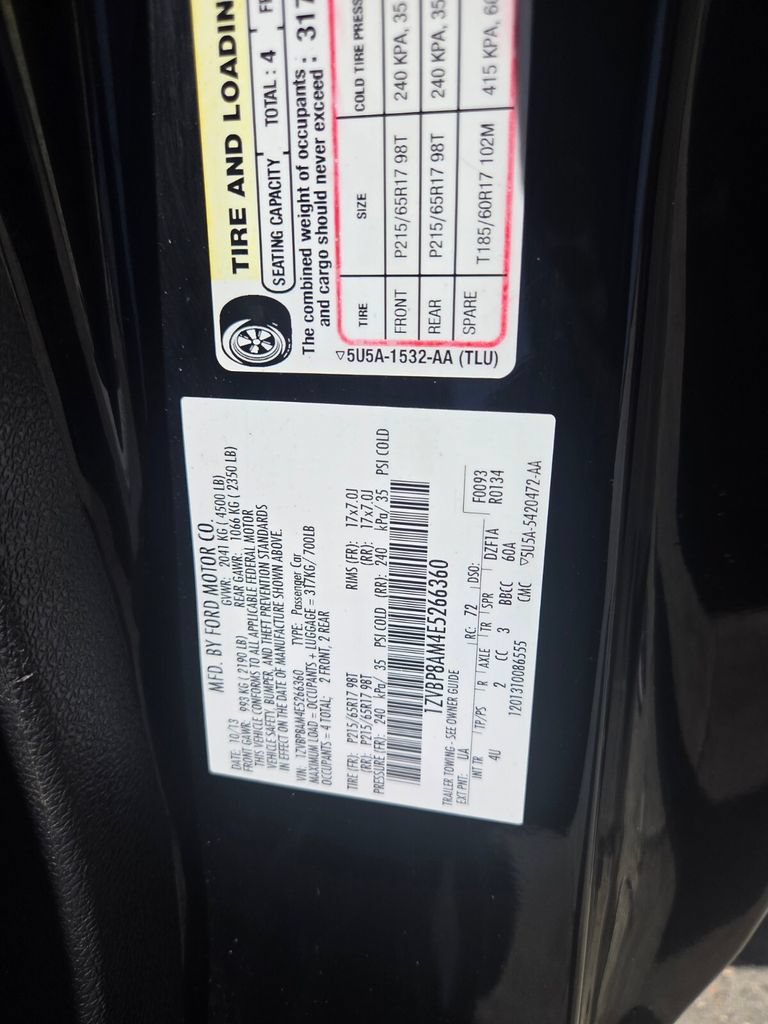 Used 2014 Ford Mustang Premium RWD image 26