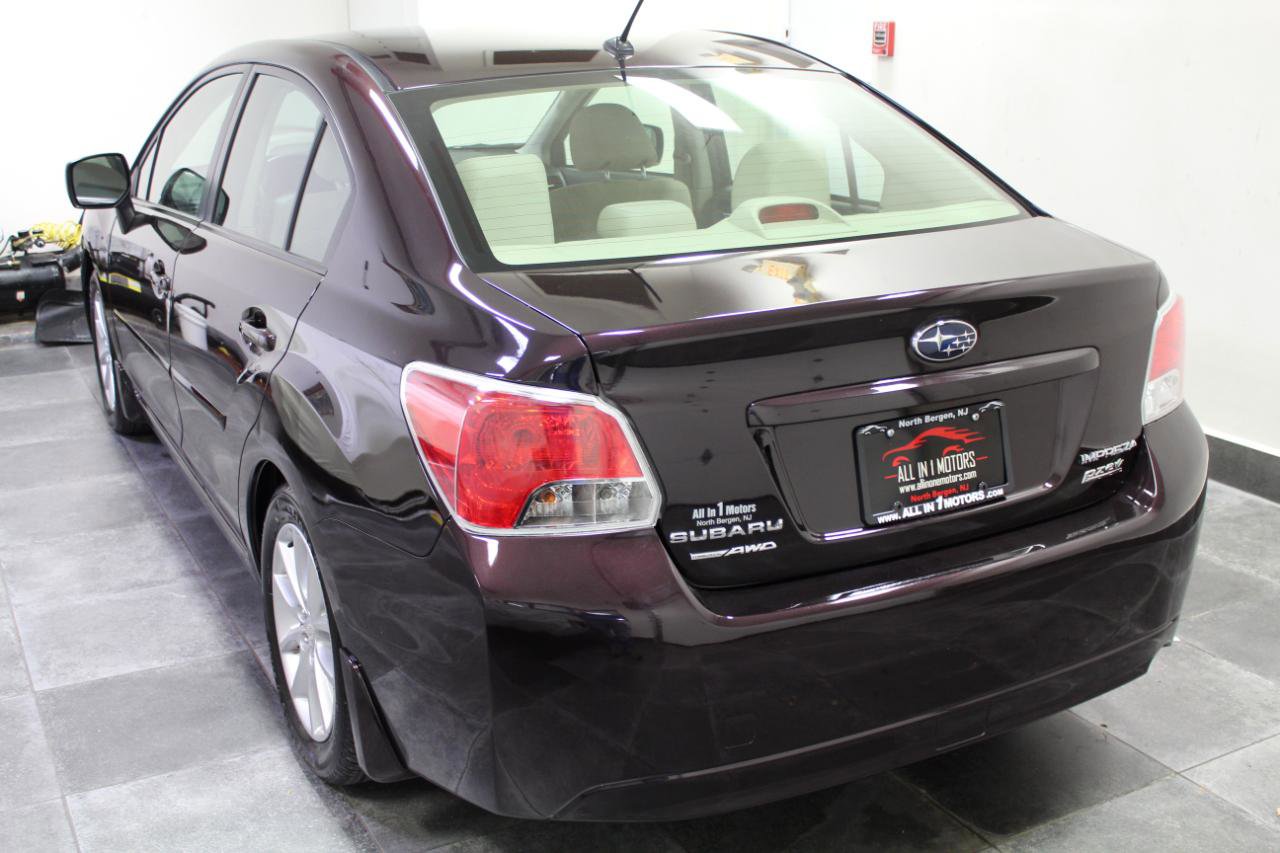 Used 2012 Subaru Impreza 2.0i Premium w/ All-Weather Pkg AWD/4WD image 4