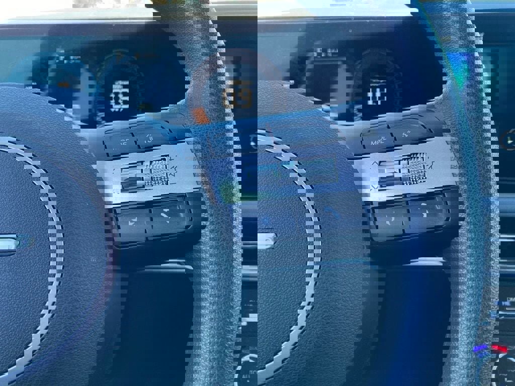 Used 2025 Hyundai Tucson SEL image 14