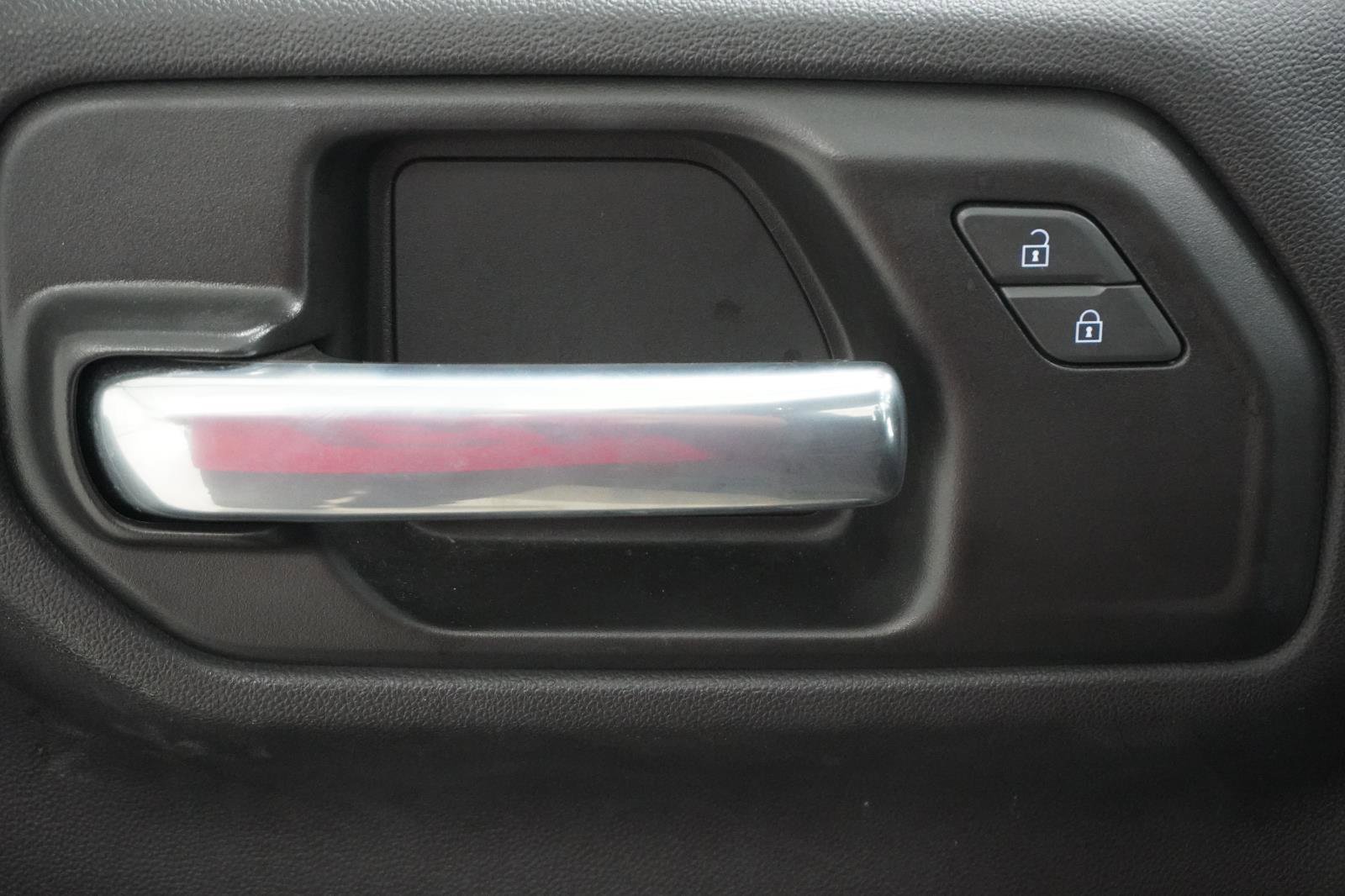 Used 2023 Chevrolet Silverado 1500 Custom image 13