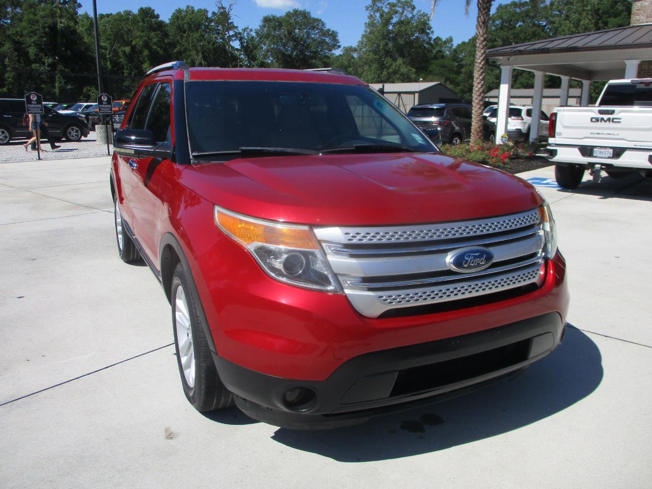 Used 2012 Ford Explorer XLT FWD image 4