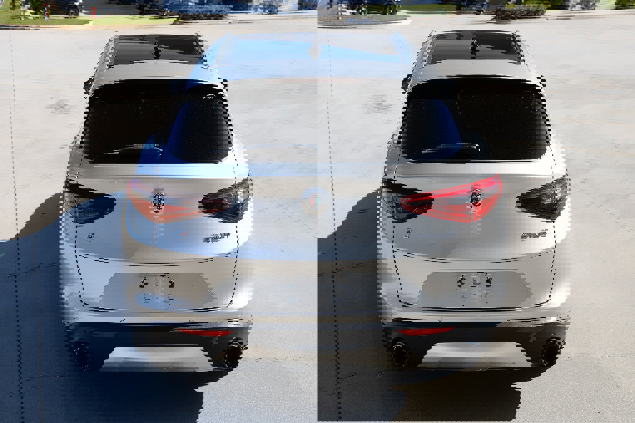 Used 2018 Alfa Romeo Stelvio image 14