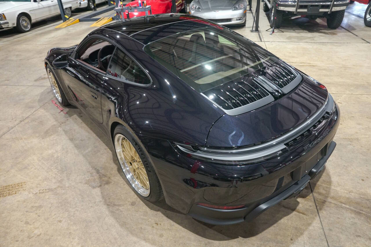 Used 2025 Porsche 911 GTS image 16