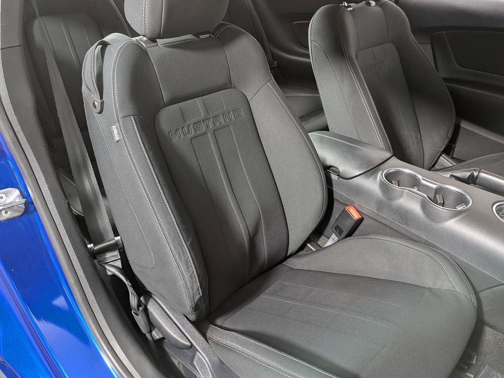 Used 2018 Ford Mustang EcoBoost image 20