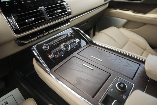 Used 2023 Lincoln Navigator L Reserve image 30