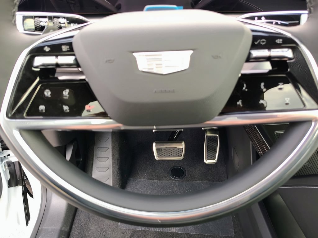 New 2027 Cadillac Vistiq Premium Luxury AWD/4WD image 32