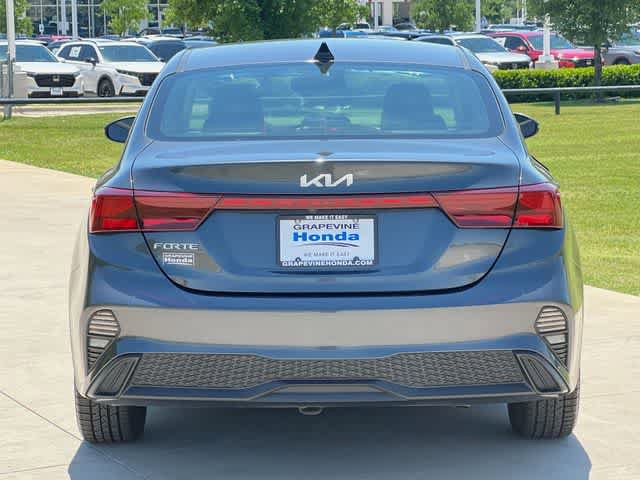 Used 2023 Kia Forte LXS w/ LXS Technology Package FWD image 6