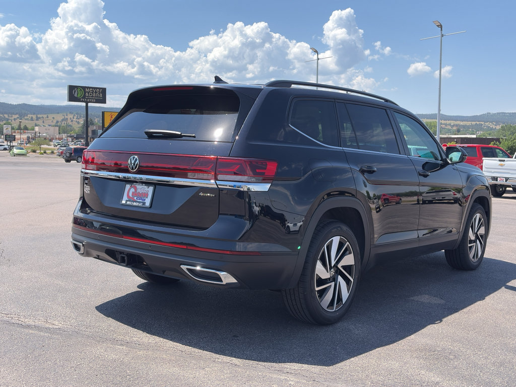 Used 2026 Volkswagen Atlas SE AWD/4WD image 4
