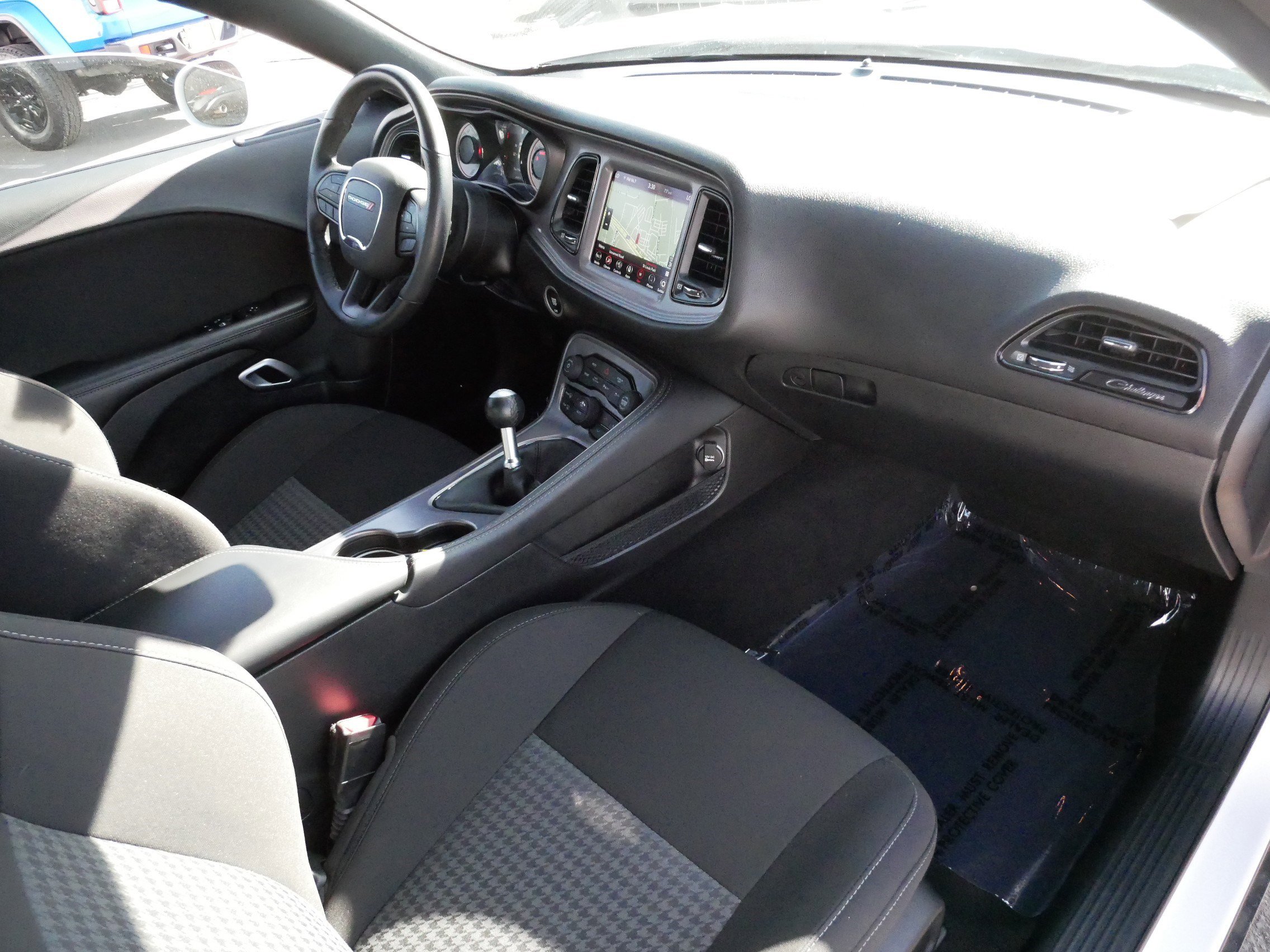 Used 2023 Dodge Challenger R/T w/ T/A Package image 10