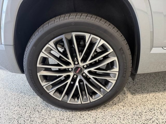 Used 2026 GMC Terrain Denali w/ LPO, Floor Liner Package AWD/4WD image 32