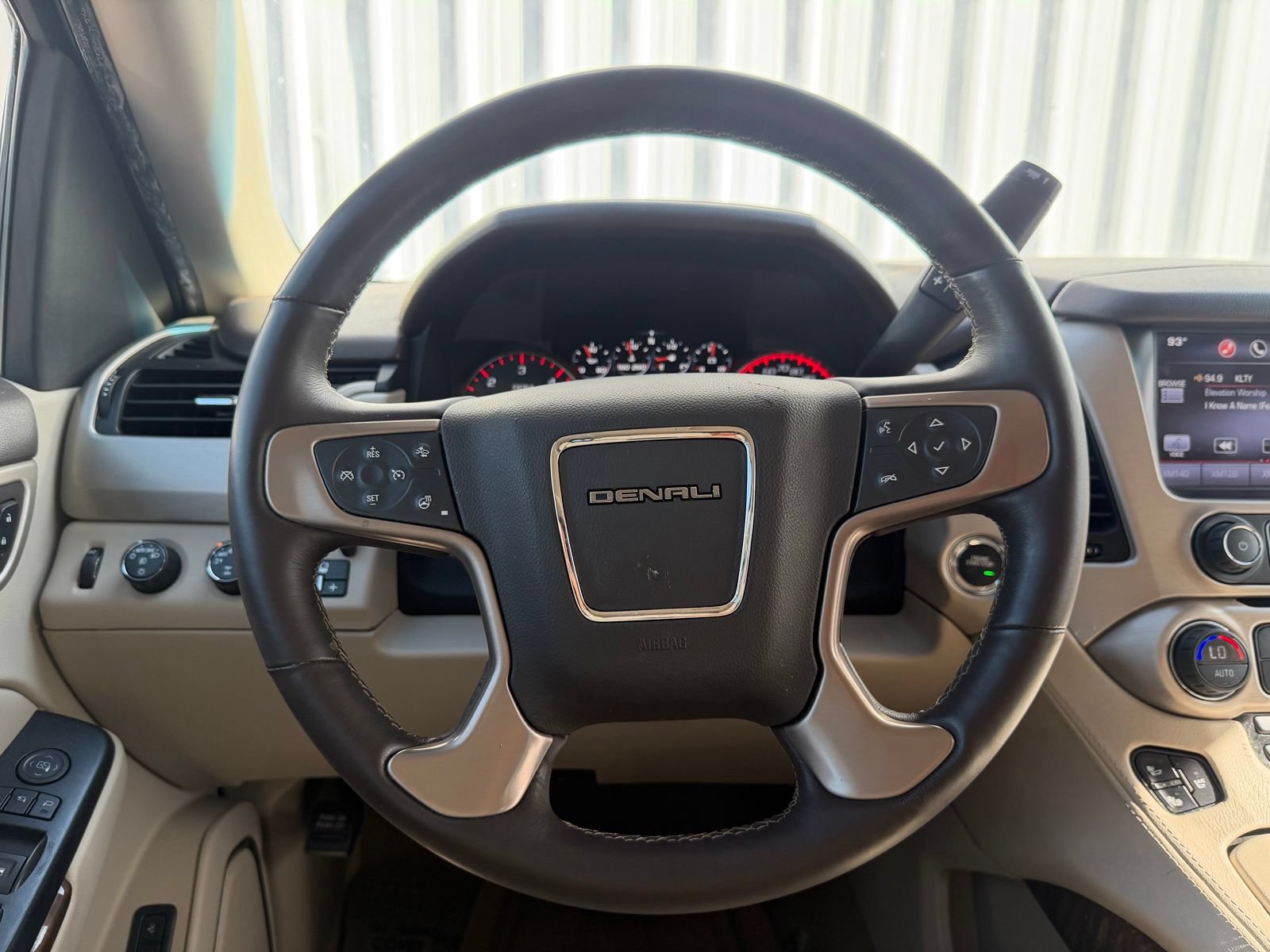 Used 2015 GMC Yukon Denali w/ Open Road Package AWD/4WD image 14