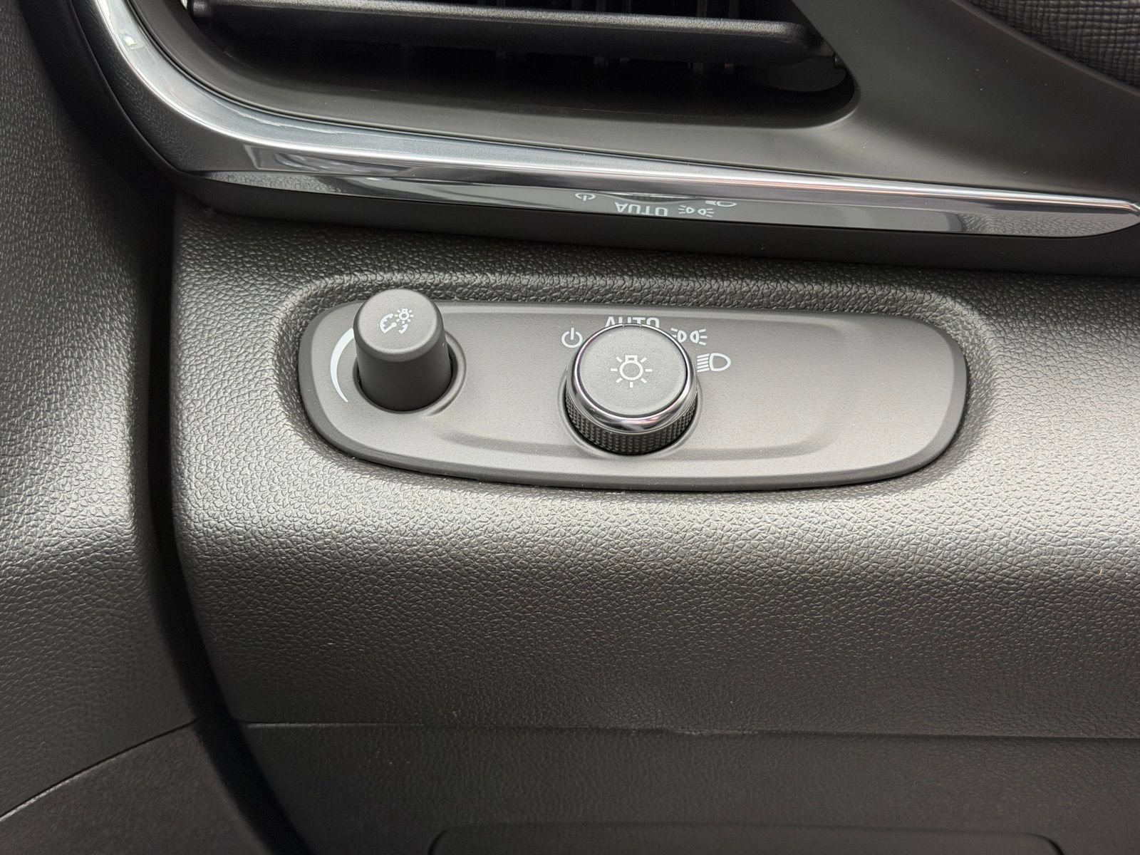 New 2026 Buick Envista Preferred w/ Convenience I Package FWD image 19