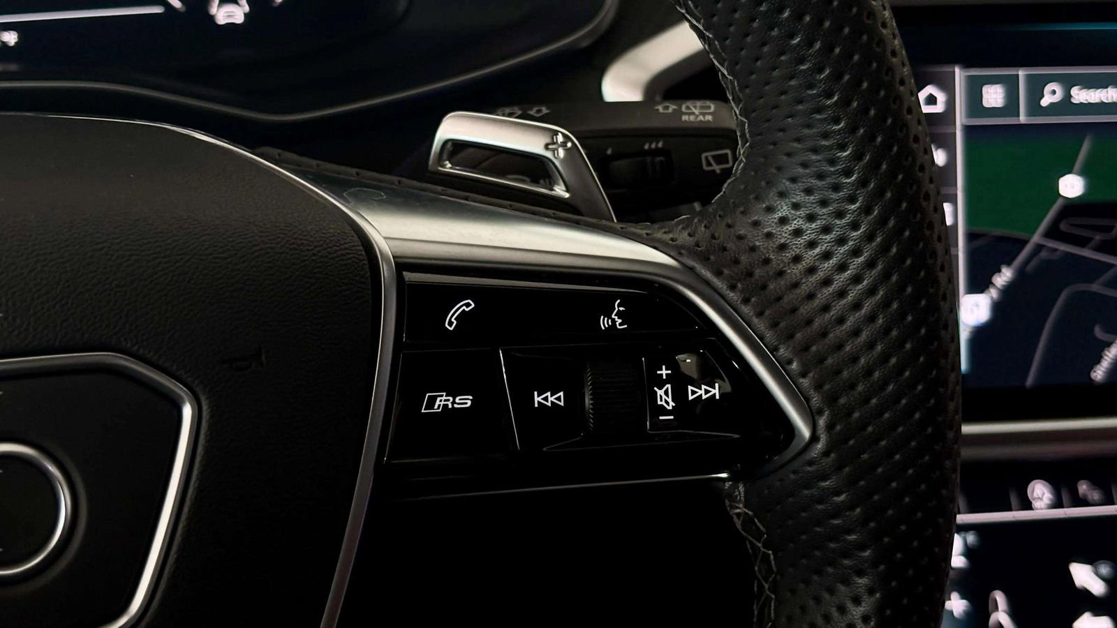 Used 2023 Audi RS 6 w/ Carbon Optic Package image 35