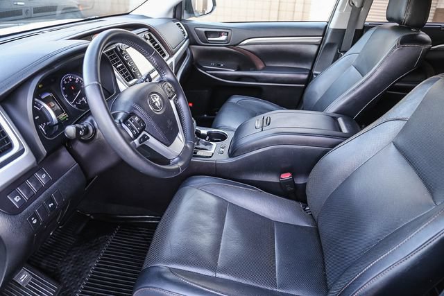 Used 2019 Toyota Highlander Limited AWD/4WD image 20