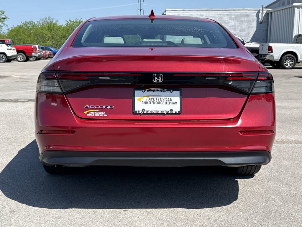 Used 2023 Honda Accord EX image 5