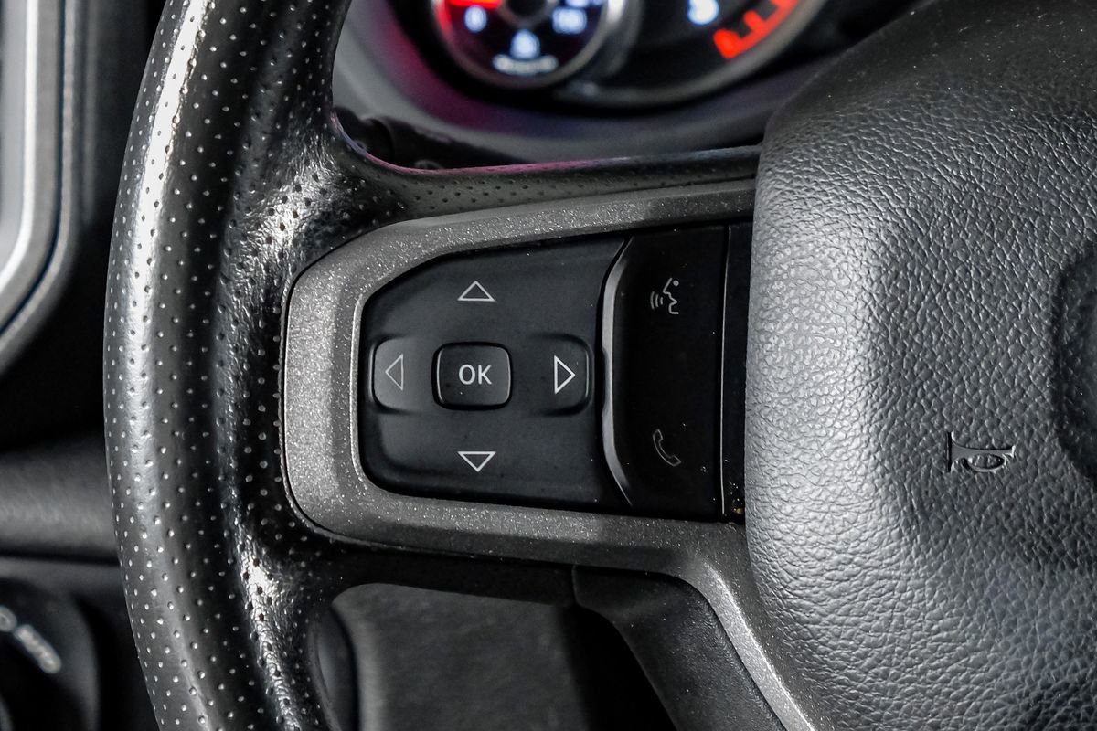 Used 2024 RAM 3500 Tradesman w/ Chrome Appearance Group image 18