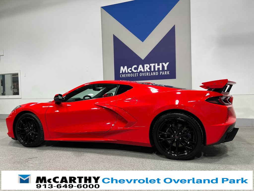 Used 2025 Chevrolet Corvette Stingray Coupe image 7