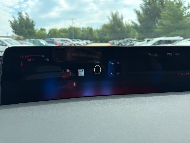 New 2026 Lincoln Navigator Reserve AWD/4WD image 23