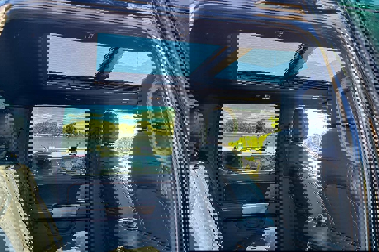 Used 2024 Ford F250 Platinum image 14