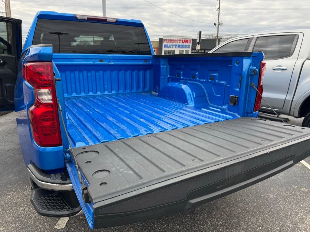 Used 2025 Chevrolet Silverado 1500 LT image 30