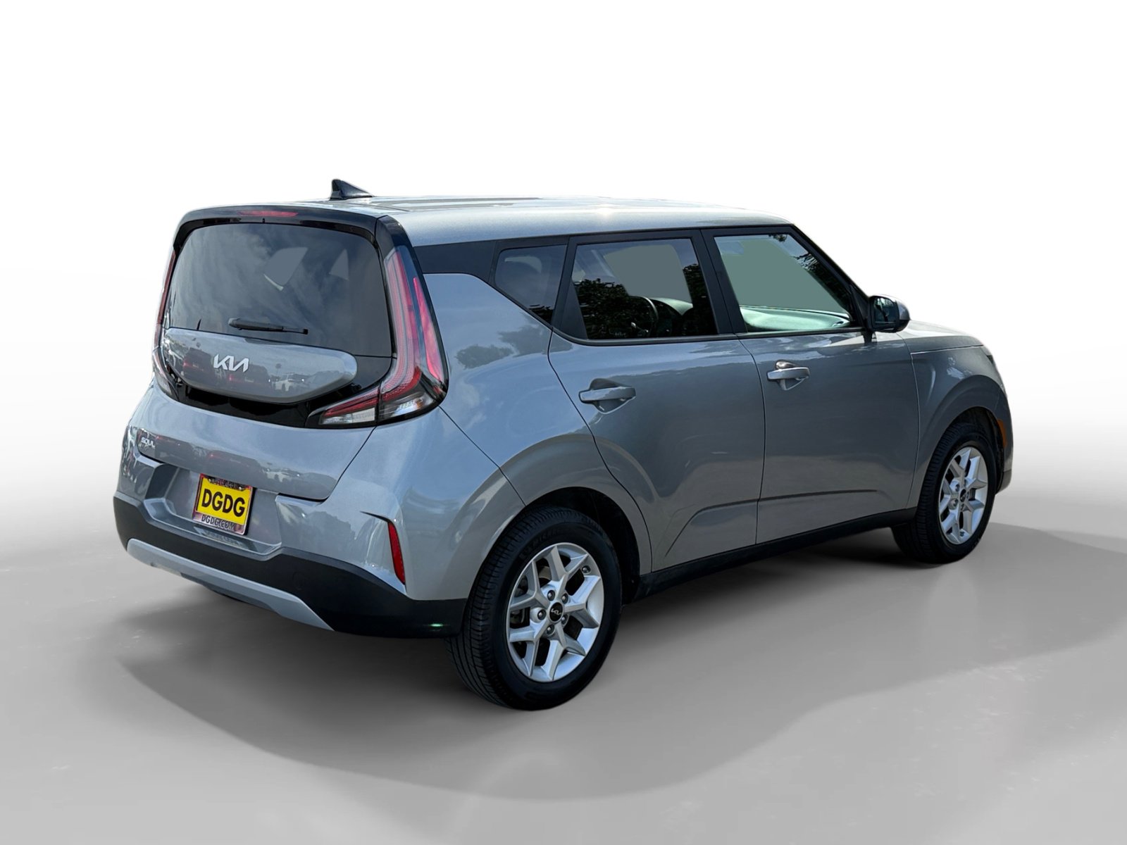 Used 2023 Kia Soul LX w/ LX Technology Package image 5