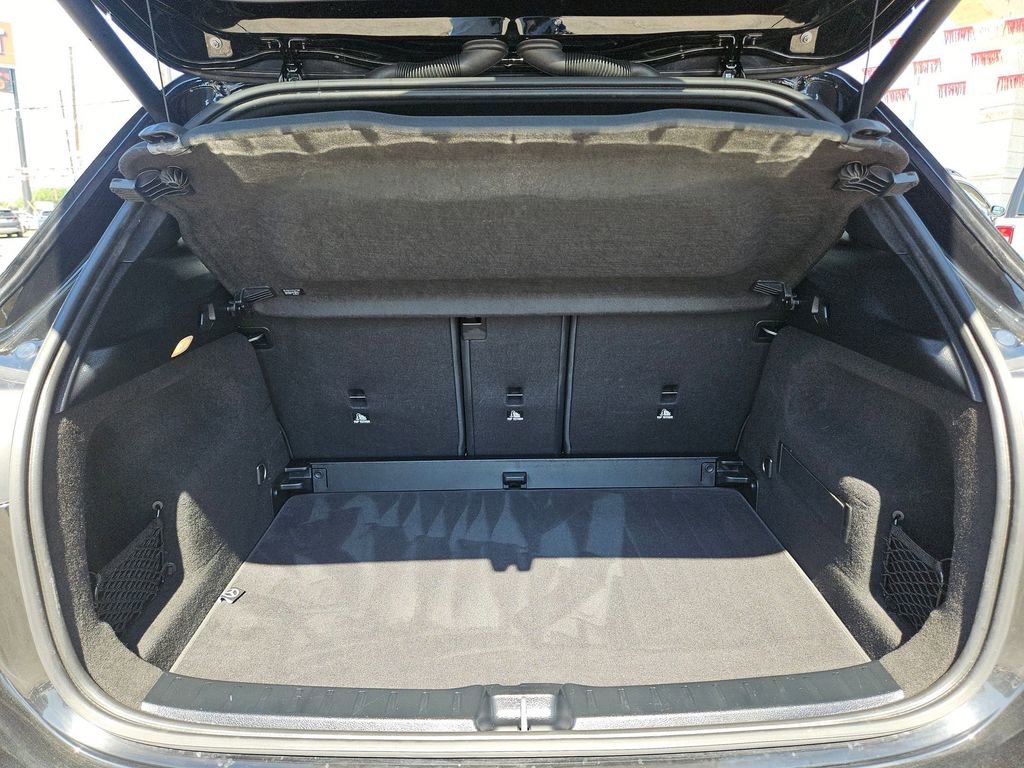 Used 2025 Mercedes-Benz GLA 250 image 27