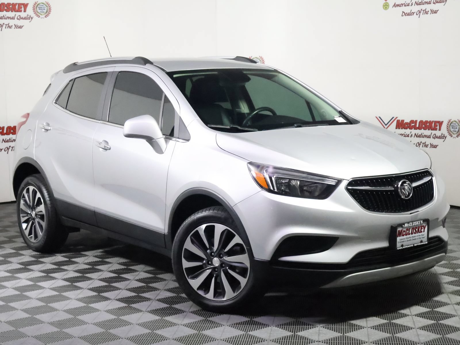 Used 2022 Buick Encore Preferred w/ Safety Package AWD/4WD image 2