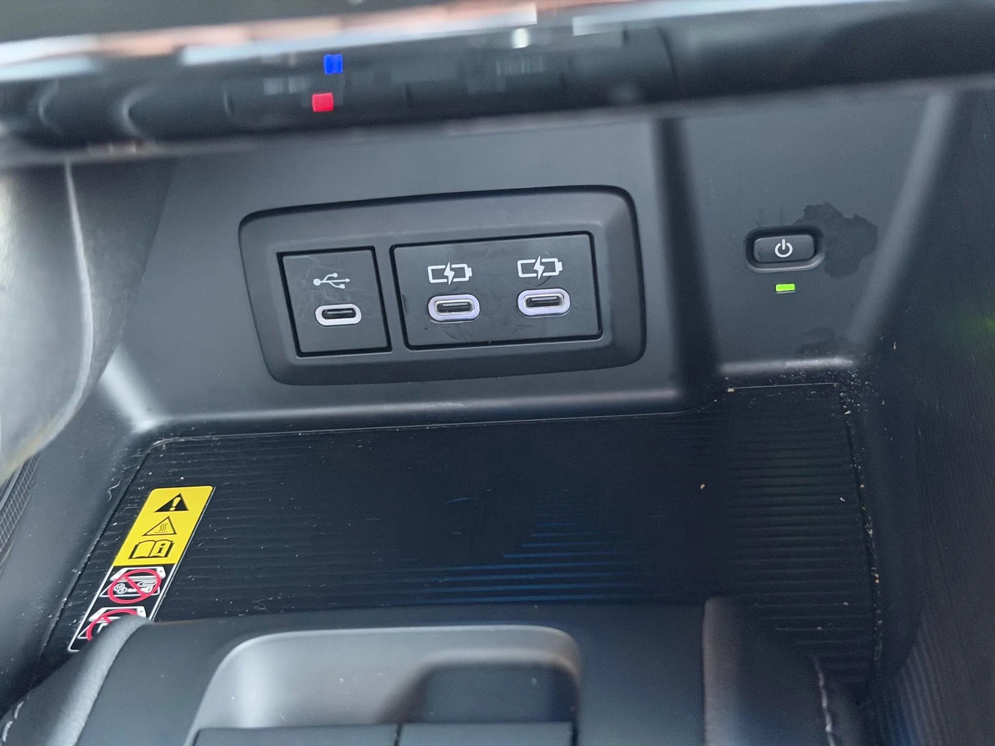 Used 2023 Toyota Venza XLE AWD/4WD image 57