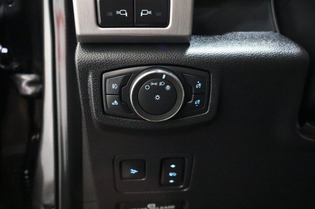 Used 2020 Ford F250 Platinum w/ FX4 Off-Road Package AWD/4WD image 60