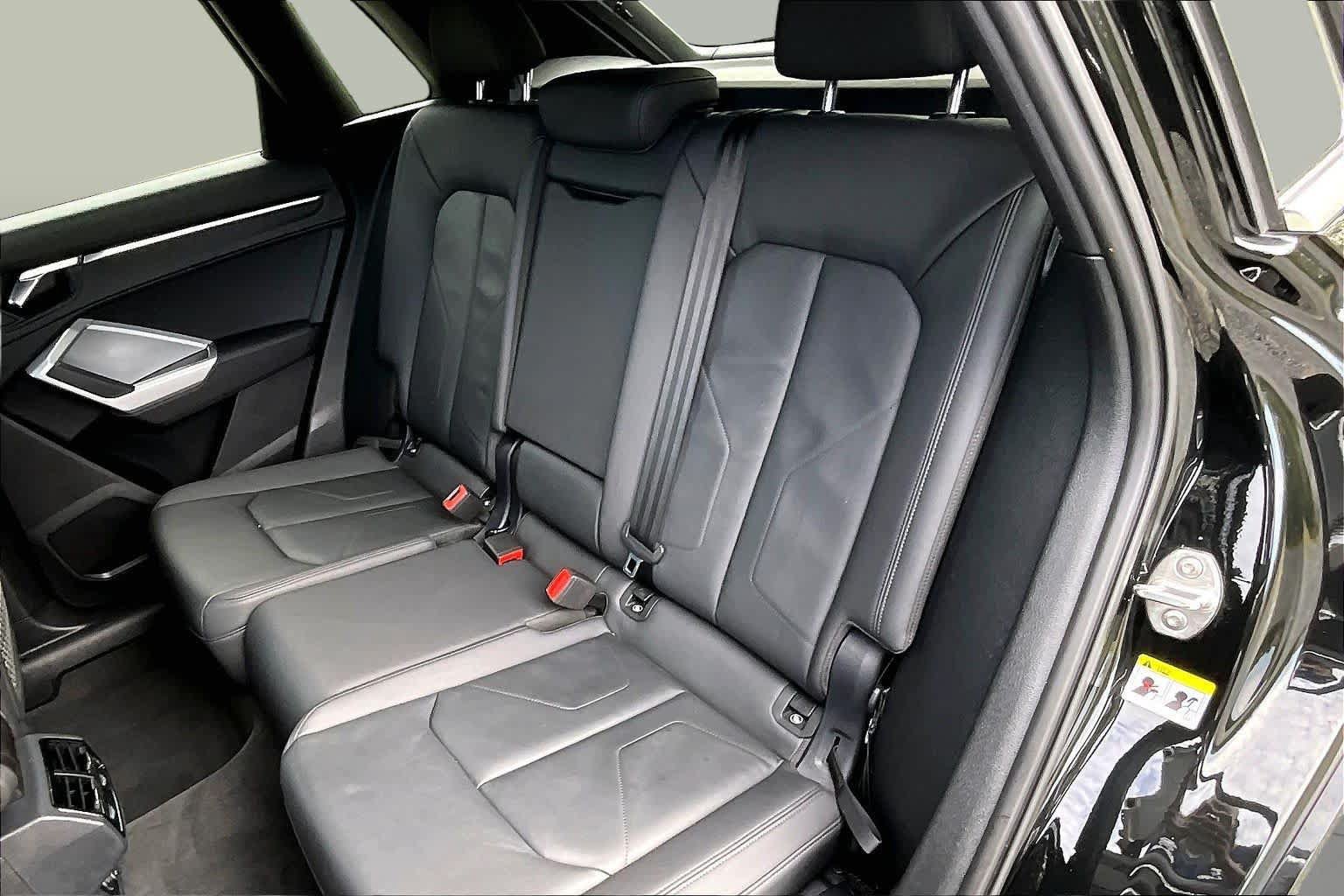 Used 2025 Audi Q3 2.0T Premium AWD/4WD image 20