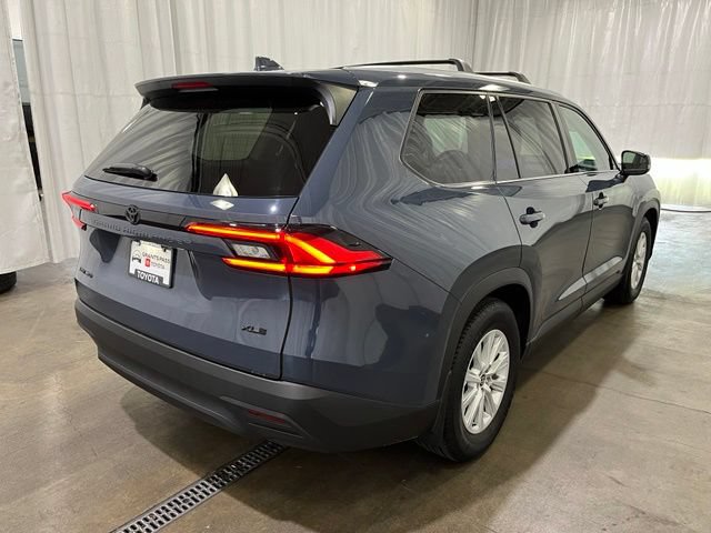 Certified 2024 Toyota Grand Highlander AWD Hybrid image 4