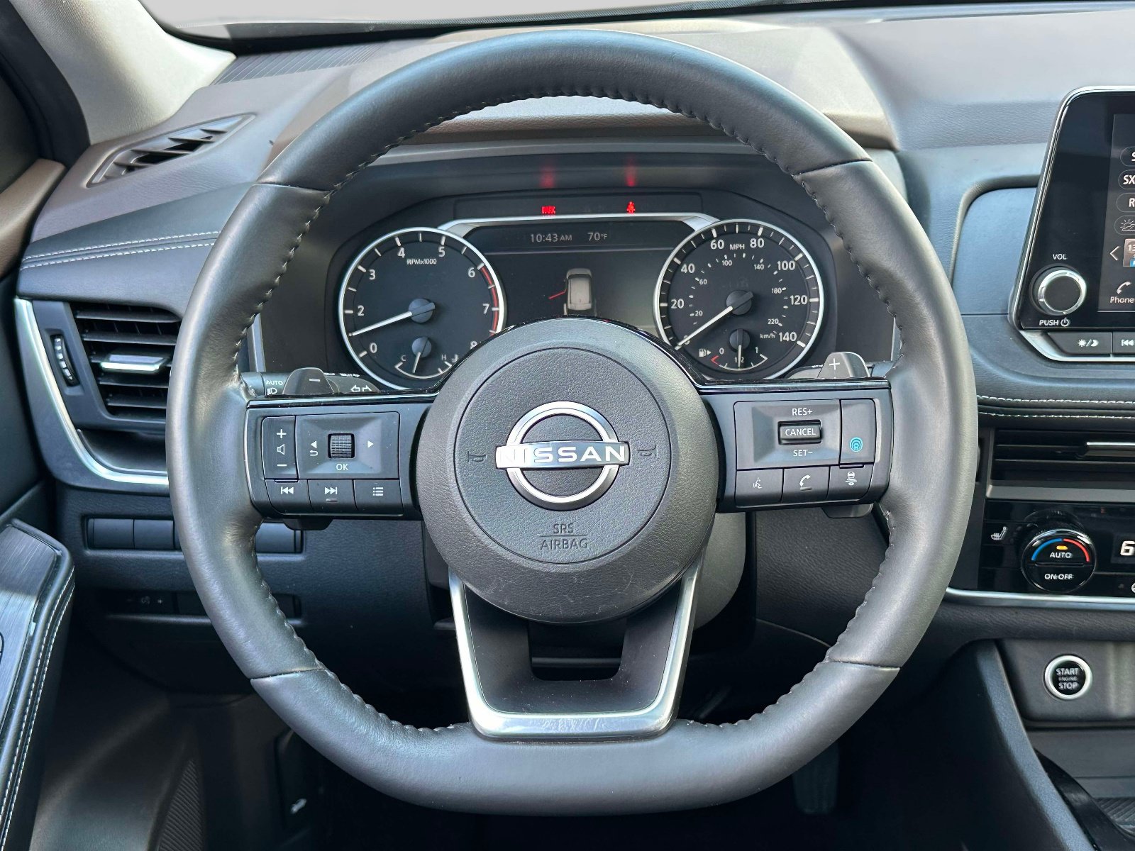 Used 2023 Nissan Rogue SV w/ SV Premium Package AWD/4WD image 15