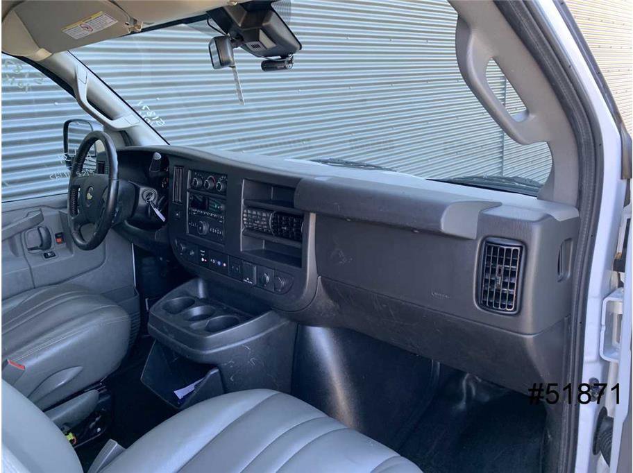 Used 2021 Chevrolet Express 2500 w/ Driver Convenience Package image 27