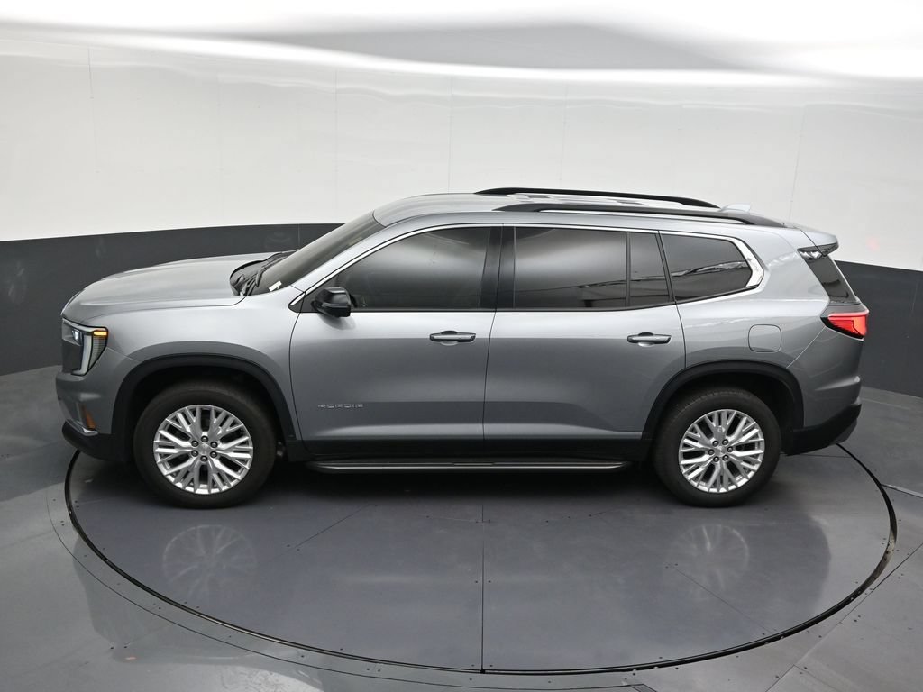 Used 2025 GMC Acadia Elevation w/ Elevation Premium Package FWD image 18