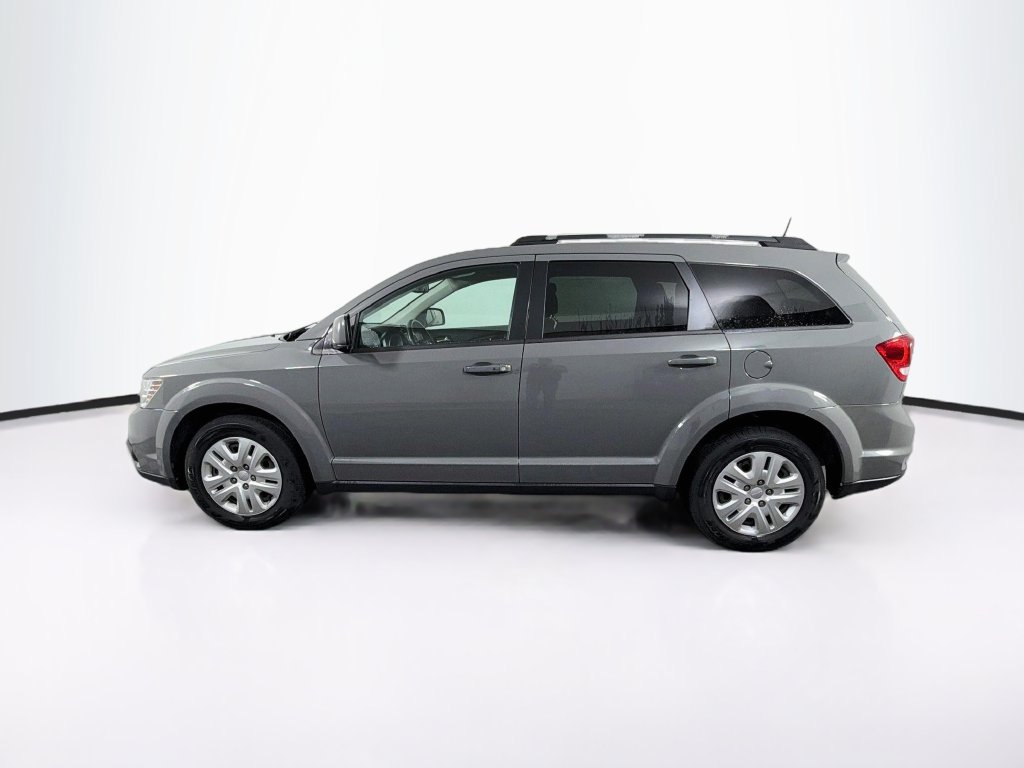 Used 2019 Dodge Journey SE FWD image 4