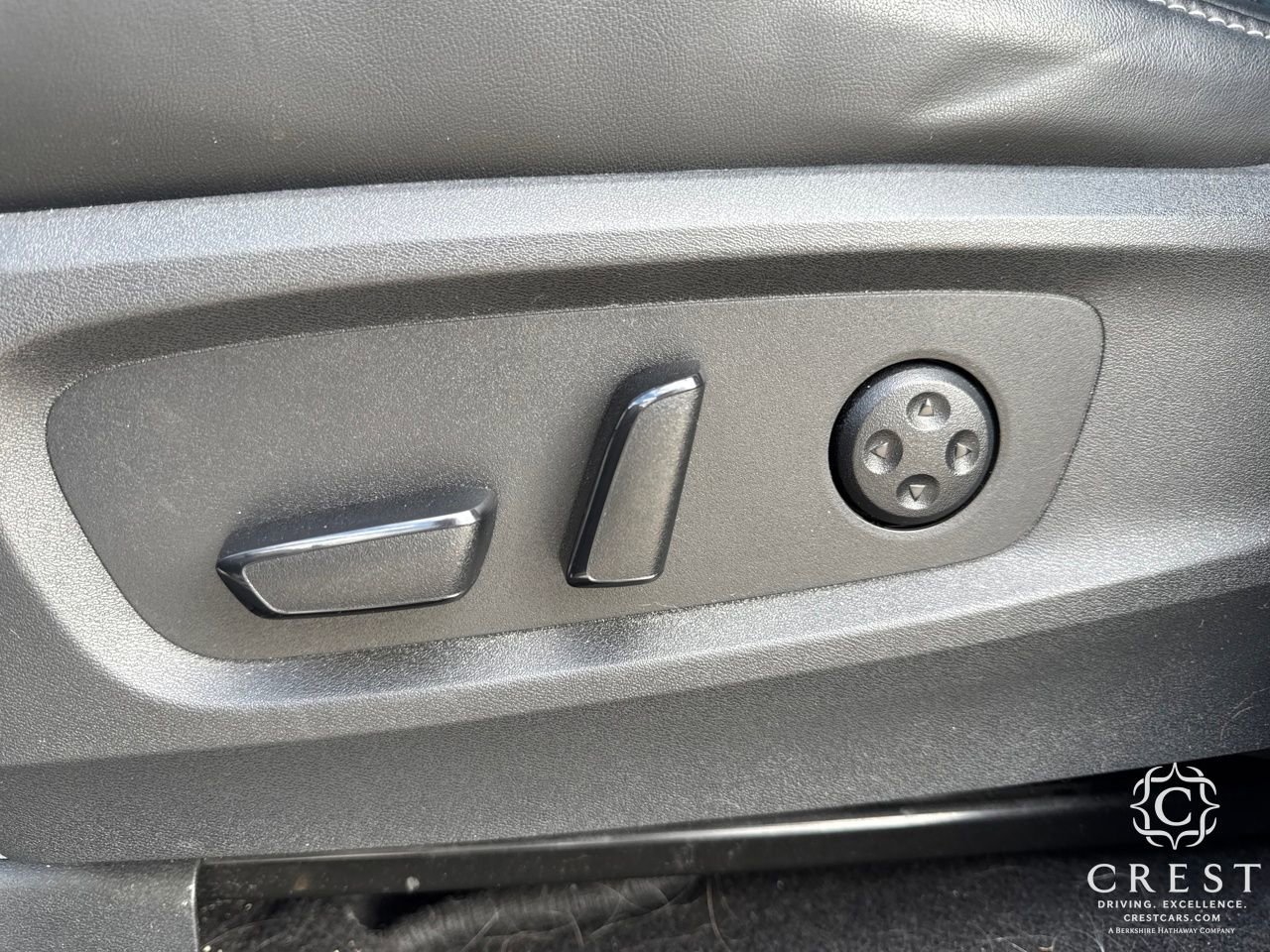 Used 2023 INFINITI QX60 Luxe w/ Cargo Package image 7