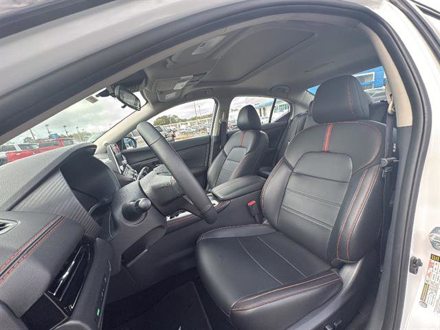 Used 2025 Nissan Sentra SR w/ SR Premium Package FWD image 13