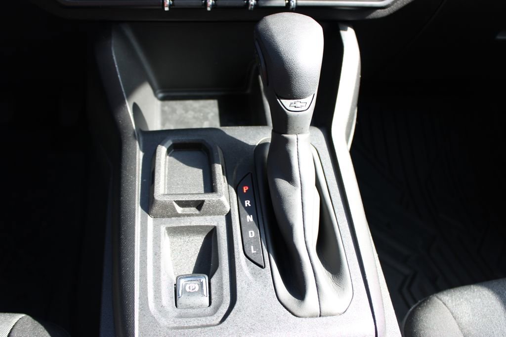 Used 2024 Chevrolet Colorado W/T image 39