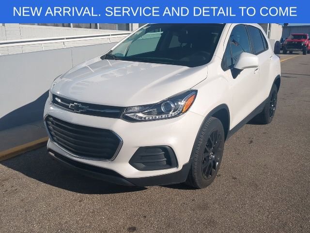 Certified 2022 Chevrolet Trax LT w/ Driver Confidence Package AWD/4WD image 1