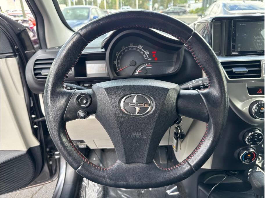 Used 2013 Scion iQ image 10