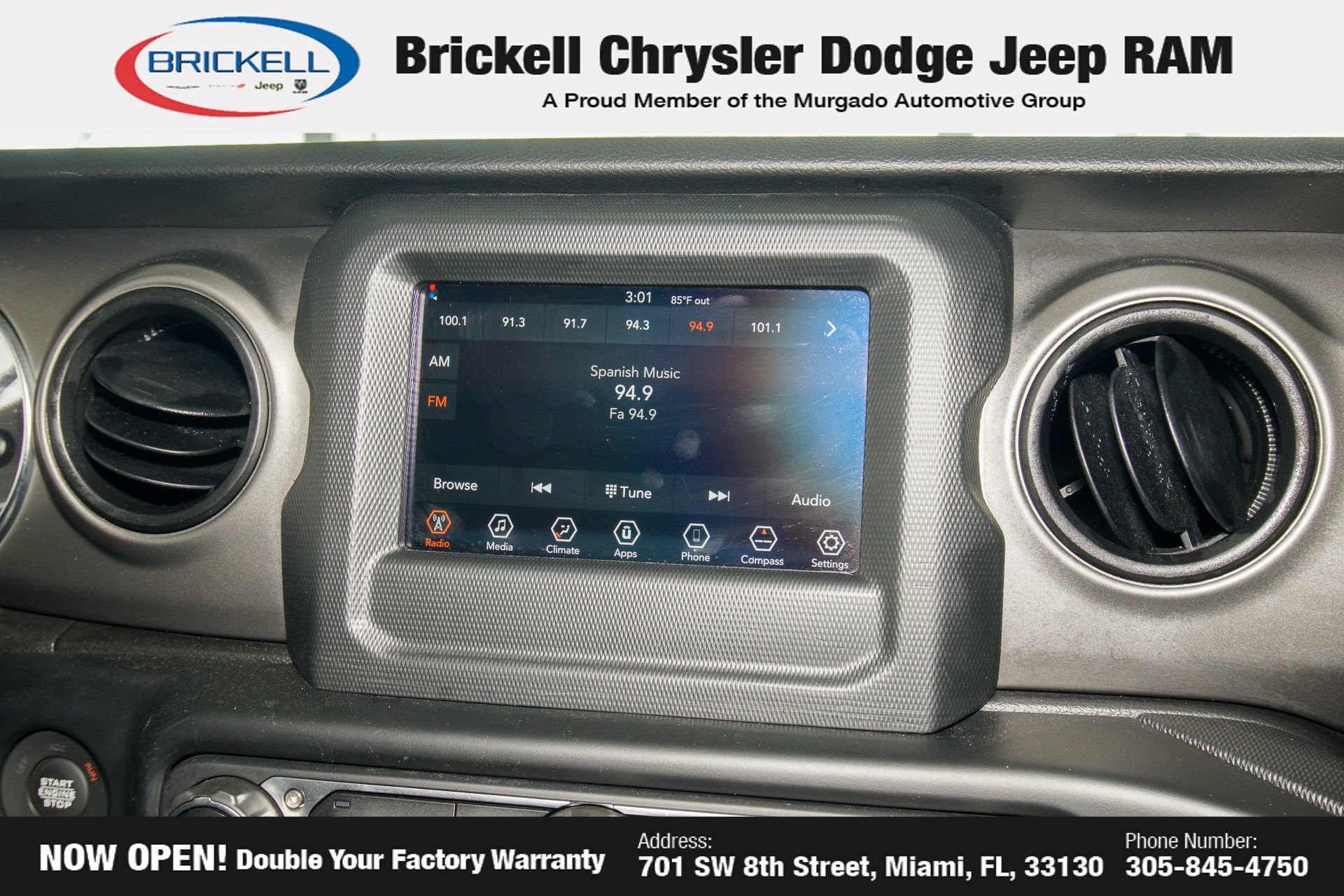 Used 2022 Jeep Gladiator Sport AWD/4WD image 23