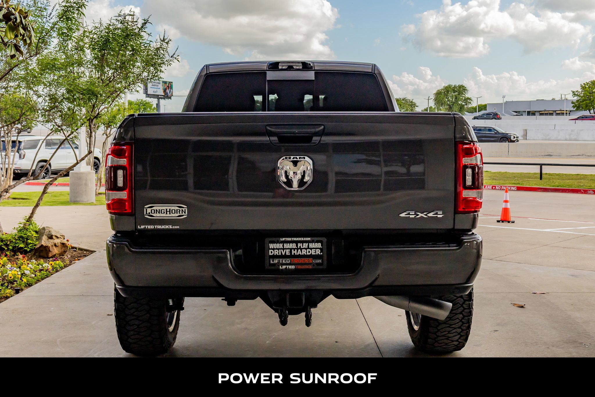 Used 2023 RAM 3500 Limited image 7